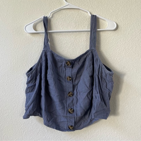 Torrid Linen Blend Button-Front Crop Tank in light steel blue - Picture 4 of 12